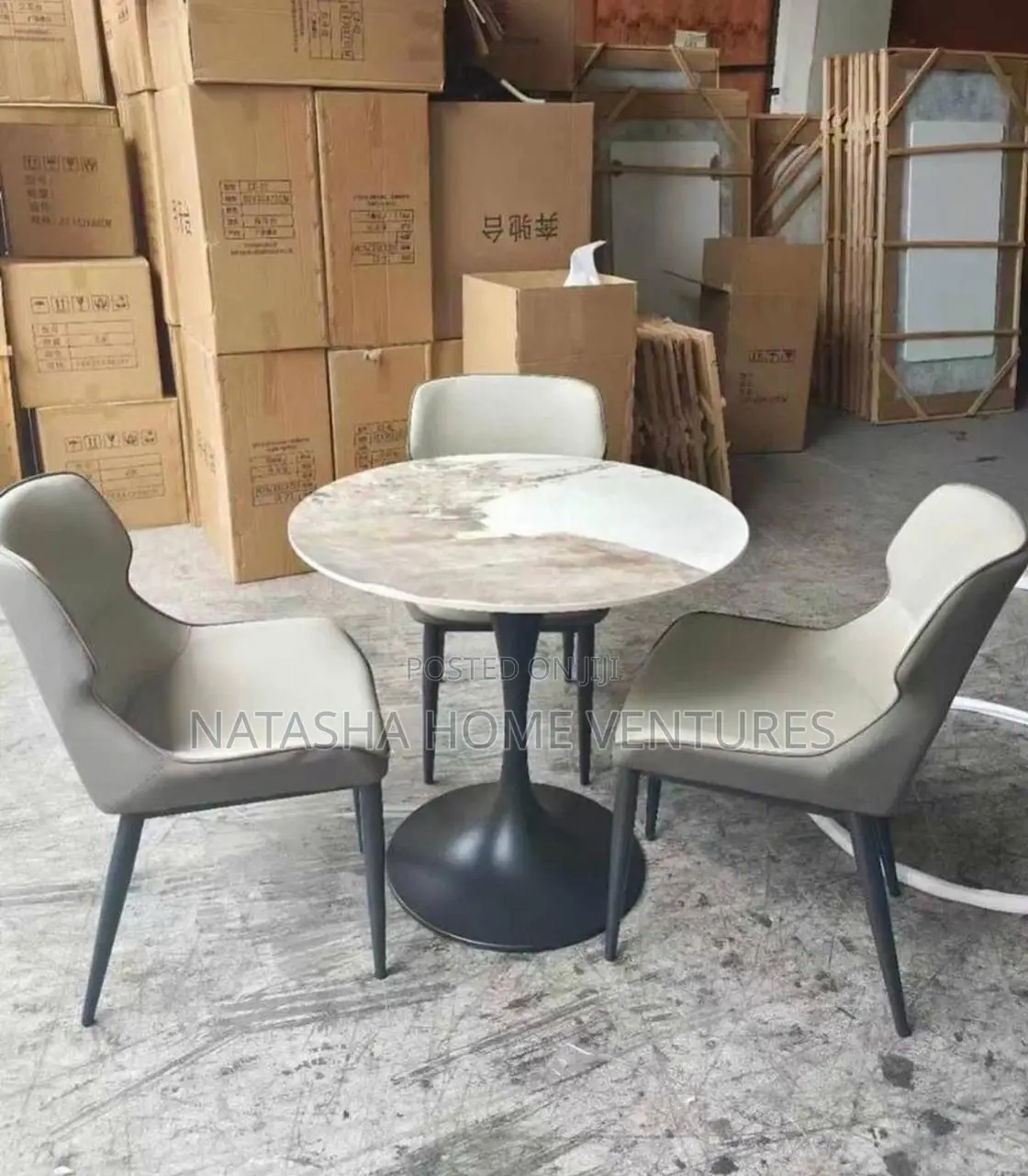 Round Marble Tulip Dining Table + 3 Seaters