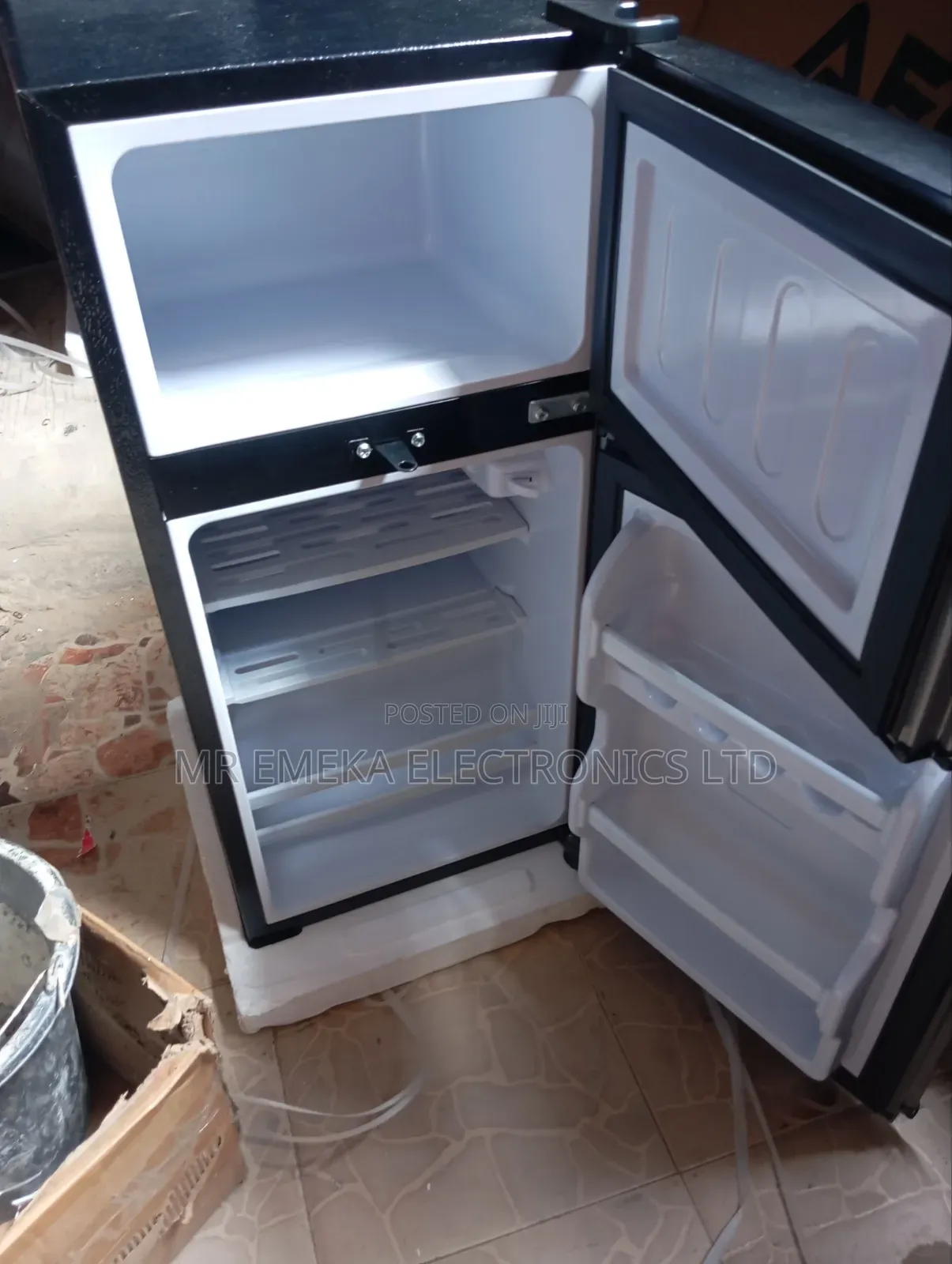 Hisense Table Top Double Door Fridge