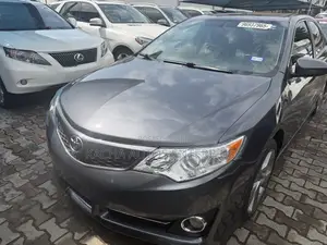 Toyota Camry 2014 Gray