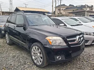 Mercedes-Benz GLK-Class 2012 Black