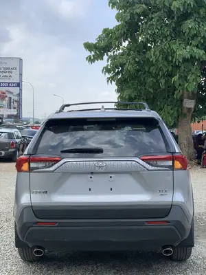Toyota RAV4 2025 Gray