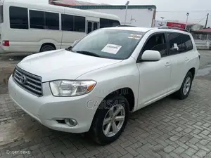 Toyota Highlander 2009 White