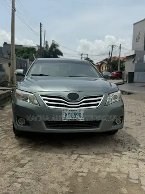 Toyota Camry XLE V6 4dr Sedan (3.5L 6cyl 6AM) 2008 Green