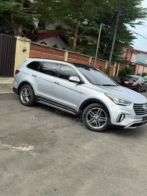 Hyundai Santa Fe 2017 Silver