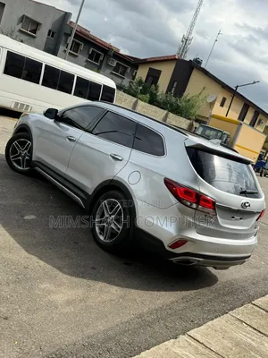 Hyundai Santa Fe 2017 Silver