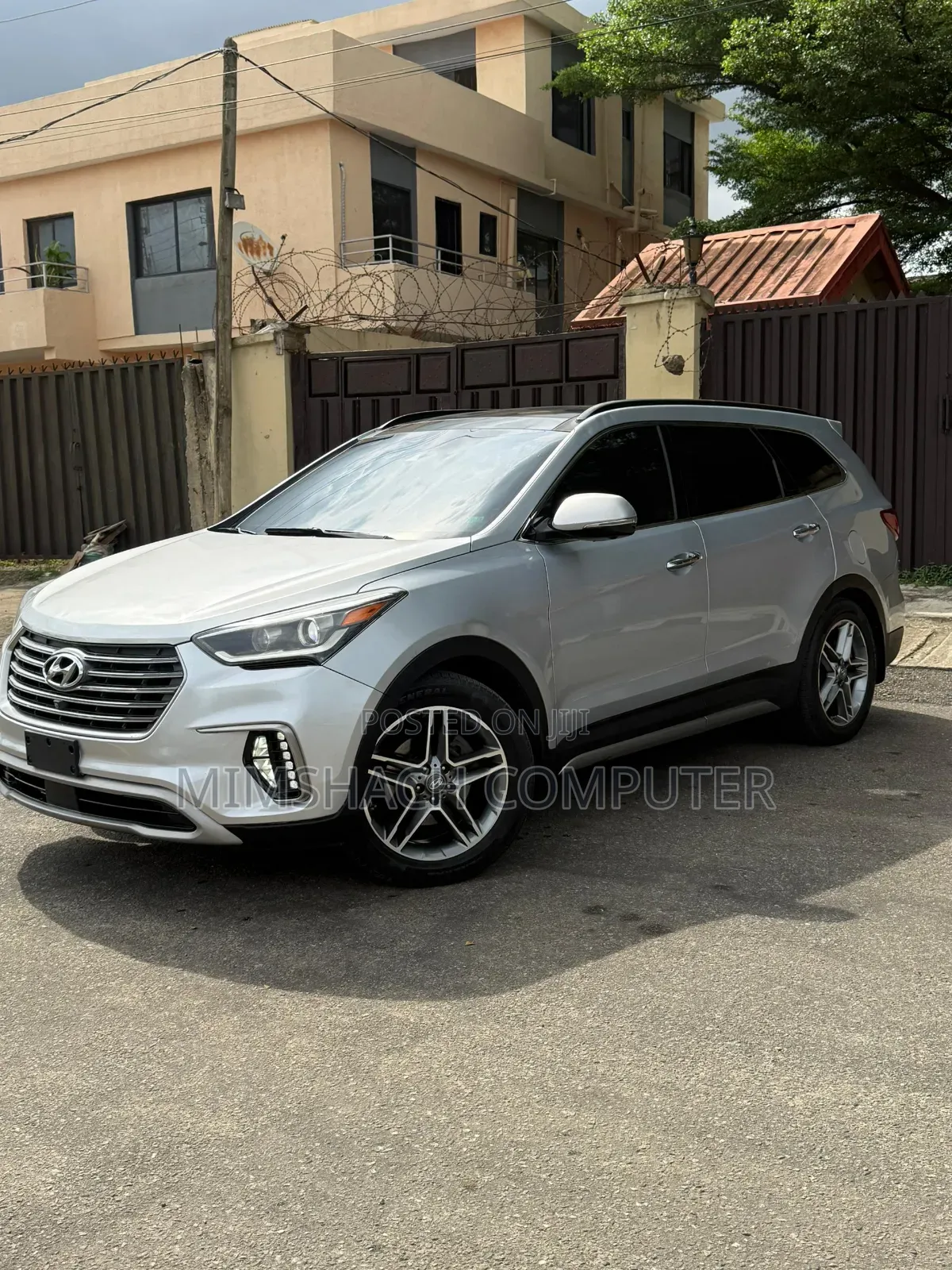 Hyundai Santa Fe 2017 Silver