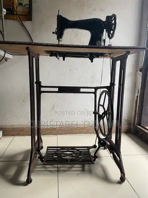 Singer Sewing Machine