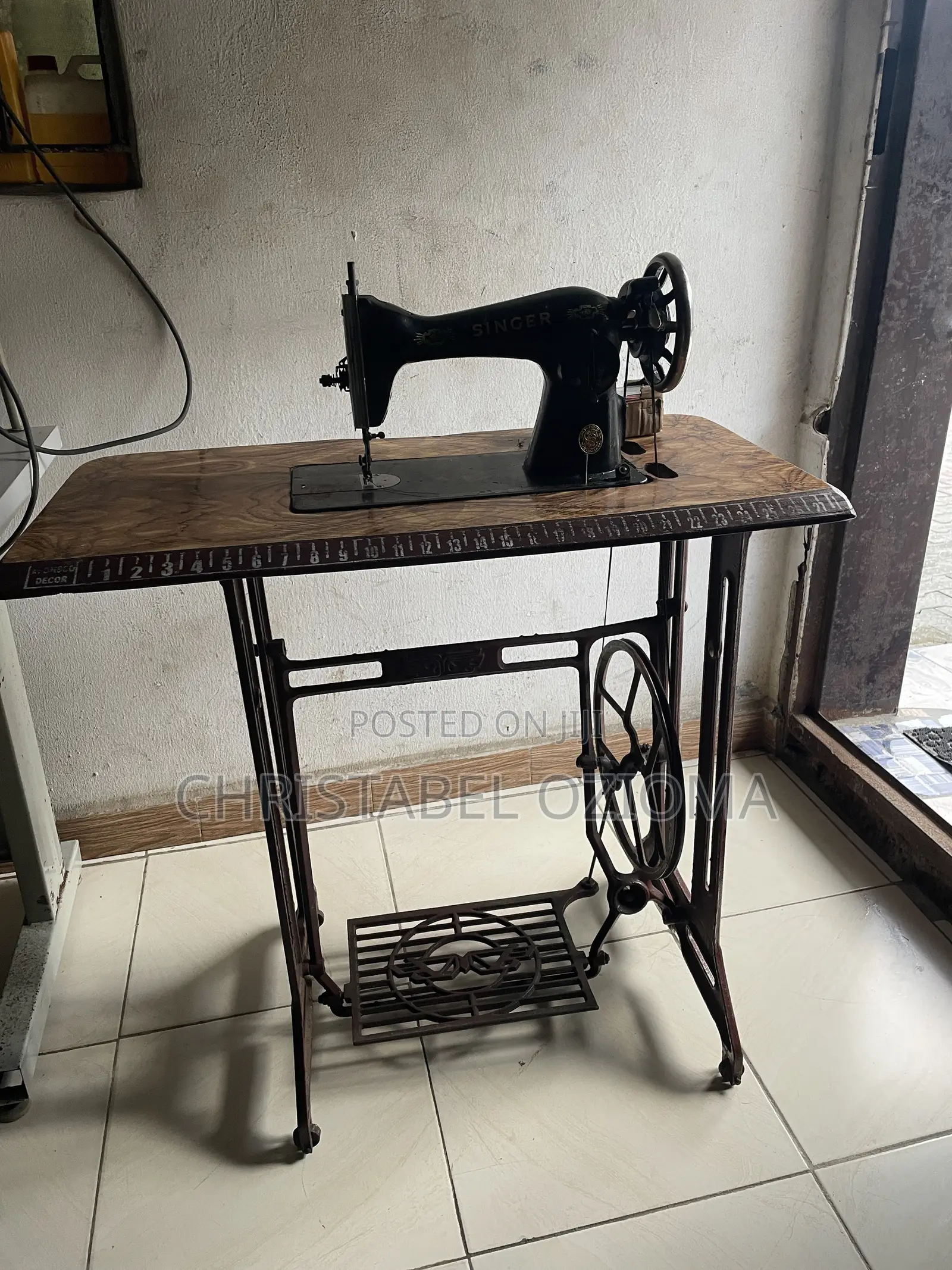 Singer Sewing Machine