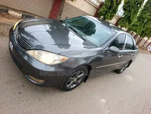 Toyota Camry 2006 Gray