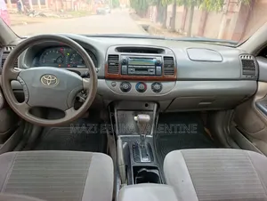 Toyota Camry 2006 Gray
