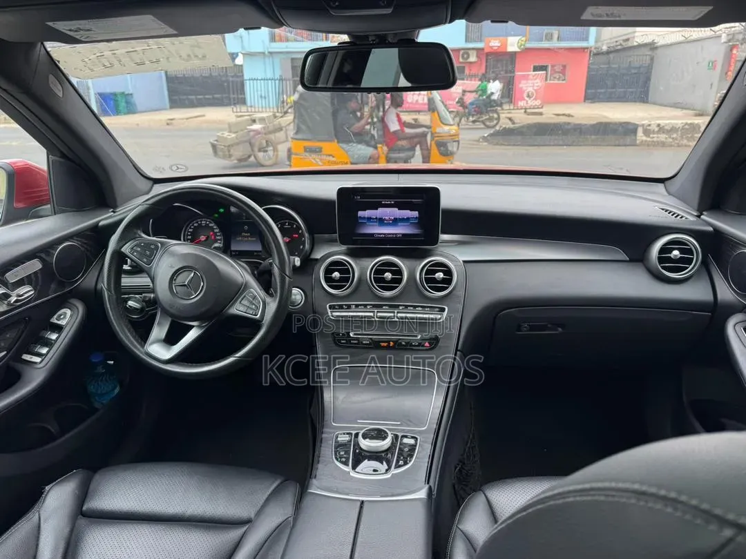Mercedes-Benz GLC-Class 2018 Red