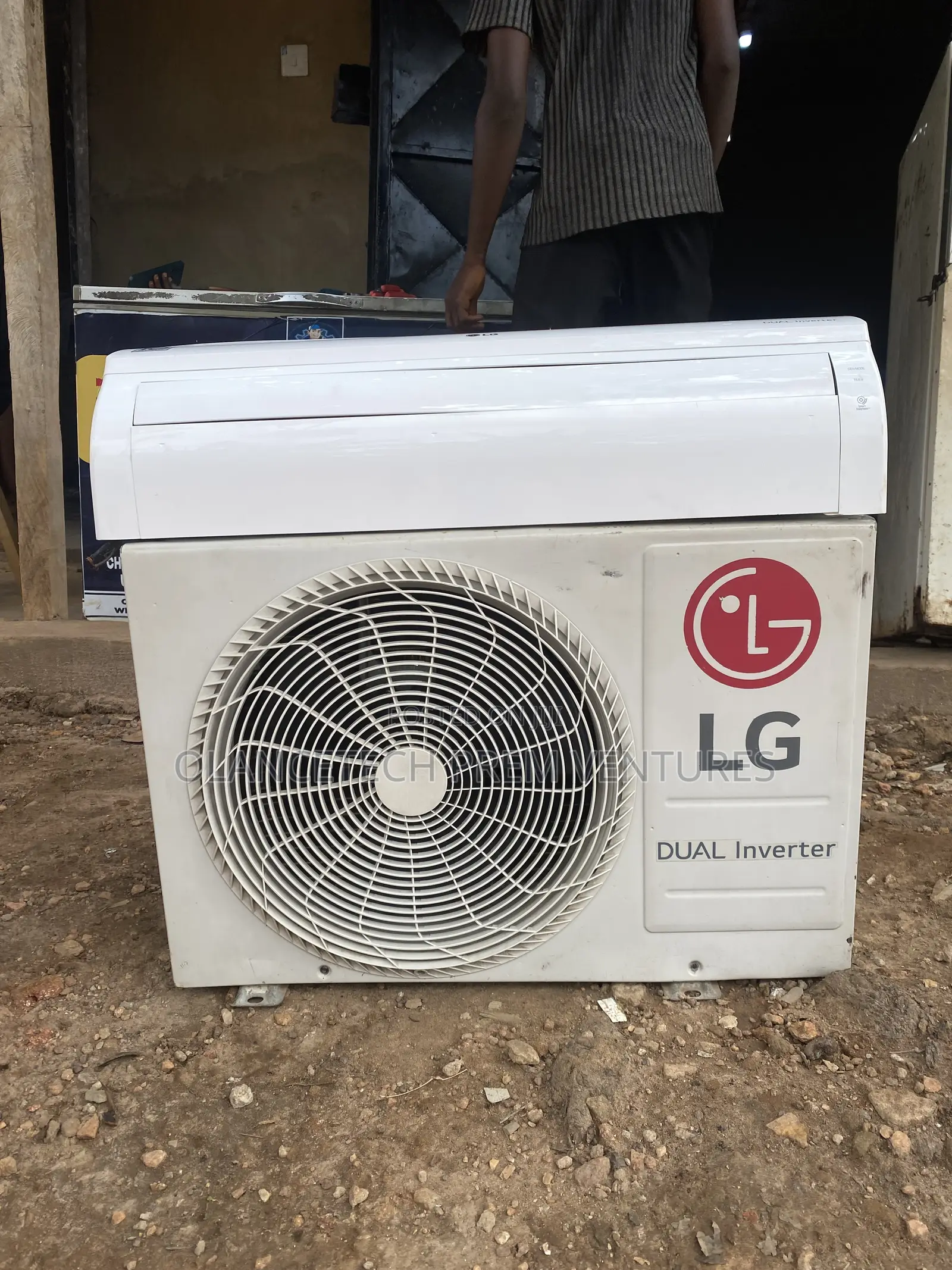 Dual Inverter Ac