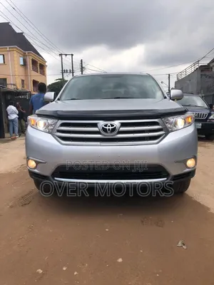 Toyota Highlander 2012 Silver