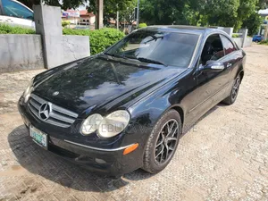 Mercedes-Benz CLK 2012 Black