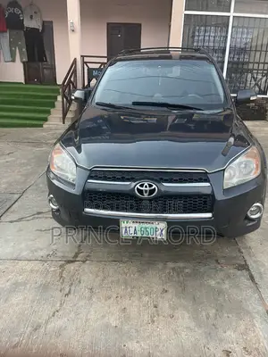 Toyota RAV4 2012