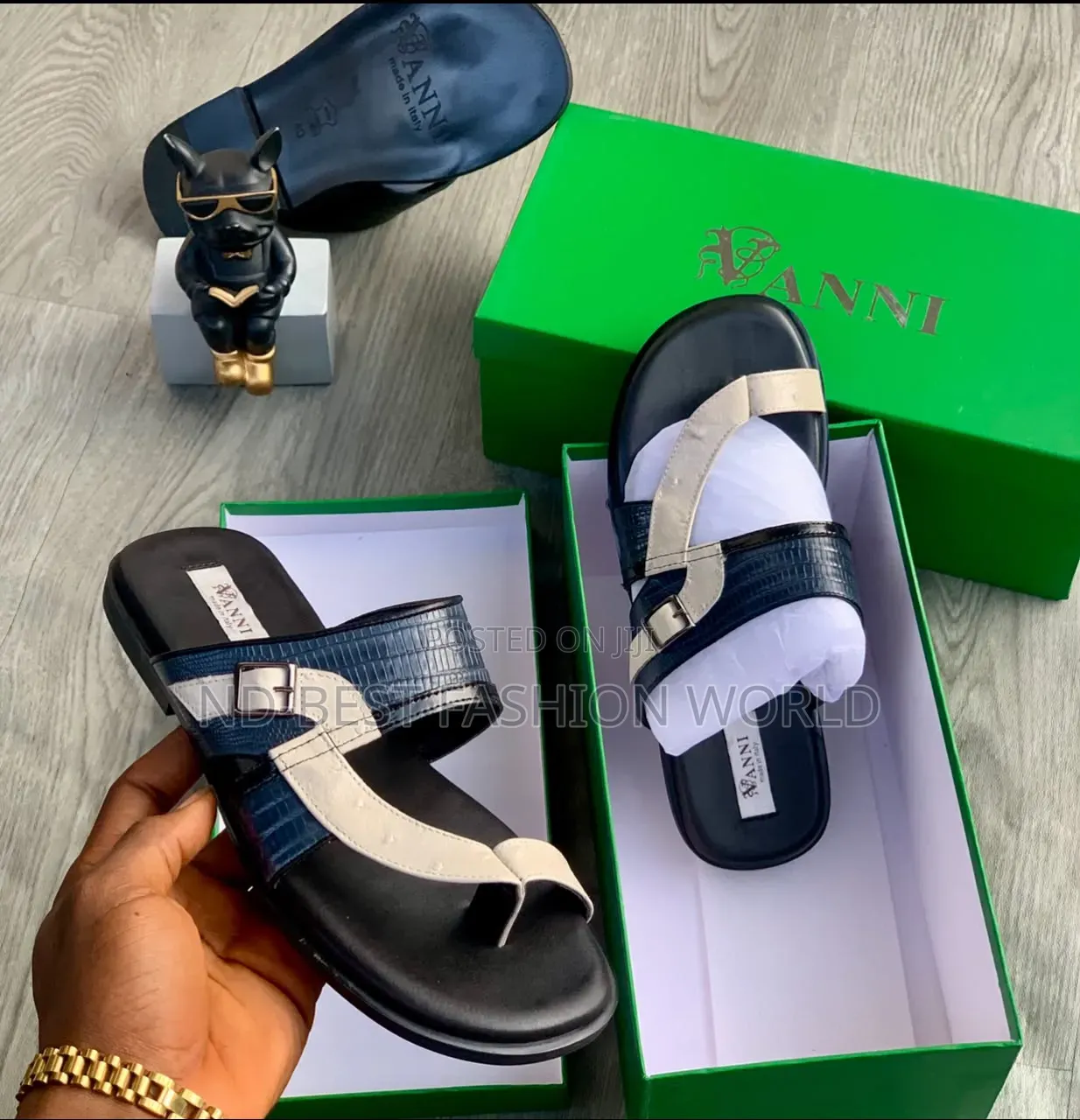 Vanni Leather Slippers