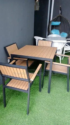 Restaurant Table Set