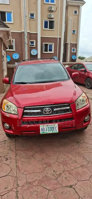 Toyota RAV4 2011