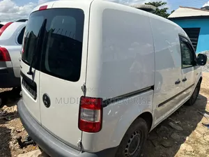 Volkswagen Caddy 2014 White
