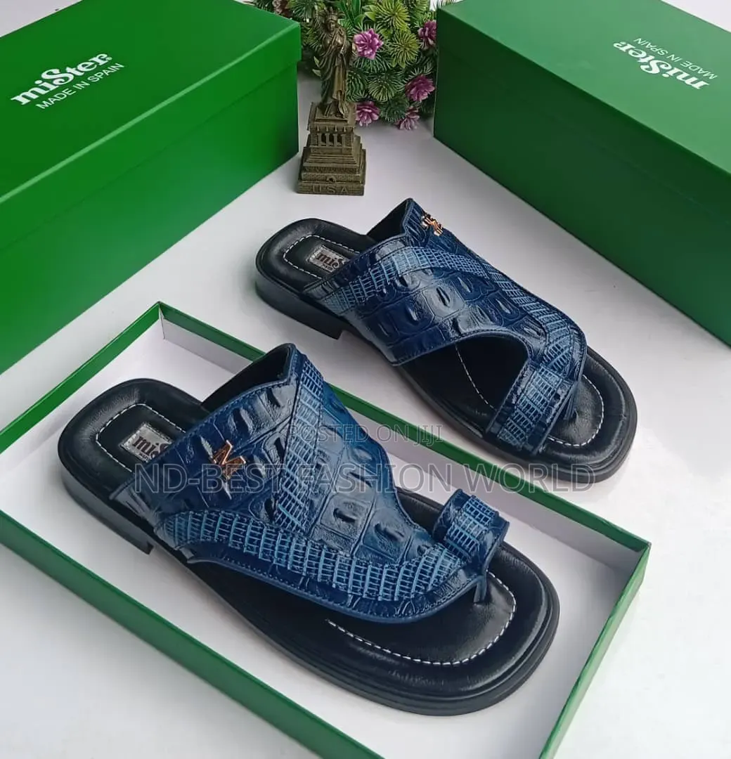 Black Premium Mister Slippers