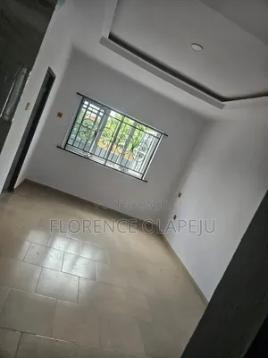 2bdrm Block of Flats in Odeku, Akala Express for rent