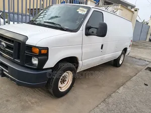 Ford E250 2010 White
