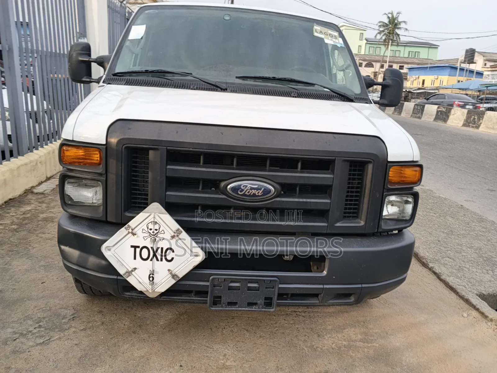 Ford E250 2010 White