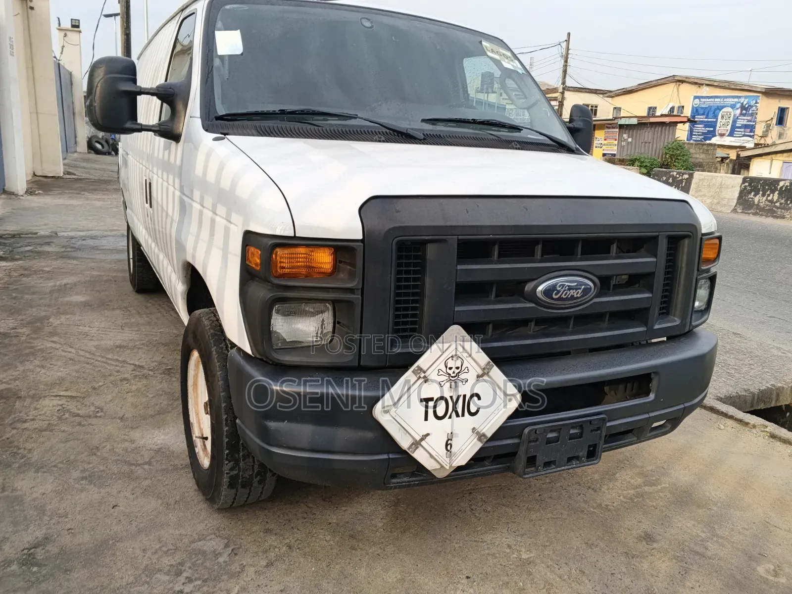 Ford E250 2010 White