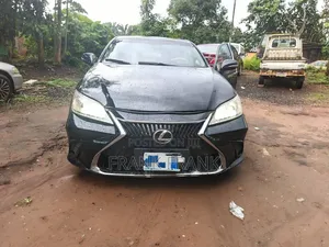 Lexus ES 2015 Black