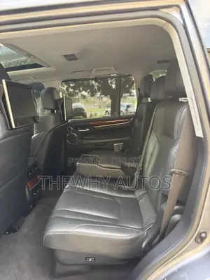 Lexus LX 570 AWD 2019 Gray