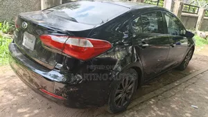 Kia Cerato 2015 Black