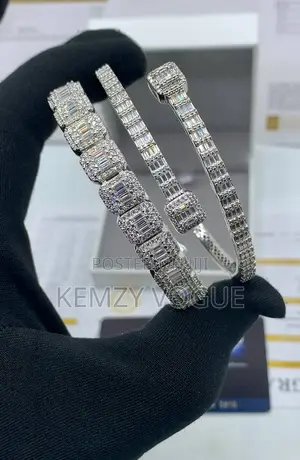 VVS Mossanite Squared and Baguette Cut Bracelet