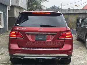 Mercedes-Benz GLE-Class GLE 350 2017 Red