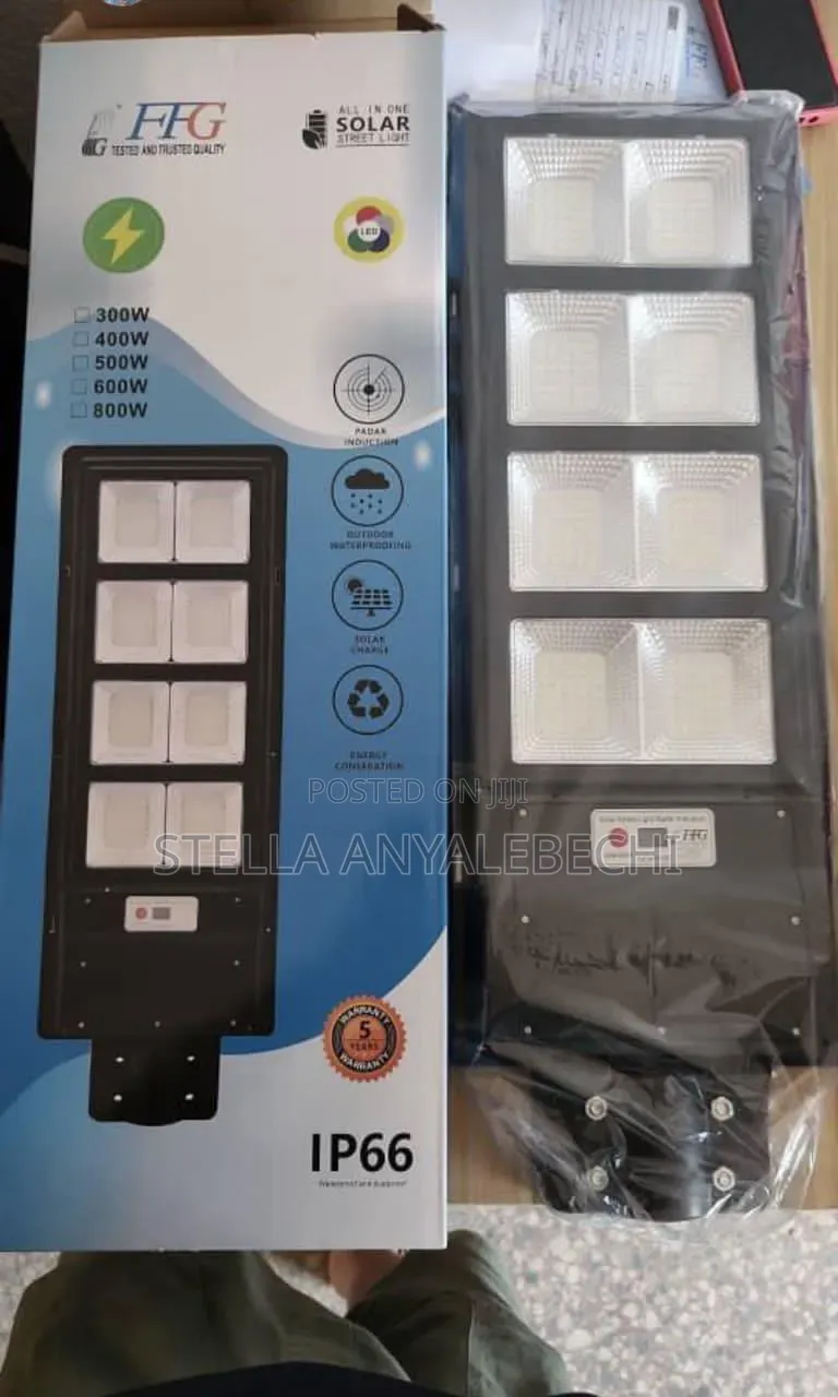 Super Bright Quality Solar Street Light for Outdoor Lighting