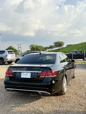 Mercedes-Benz E350 Base 4dr Sedan RWD (3.5L 6cyl 7A) 2014 Black