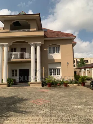 Furnished 5bdrm House in Parkview Estate for rent