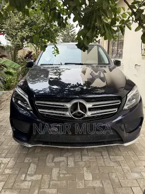 Mercedes-Benz GLE-Class 2017 Blue