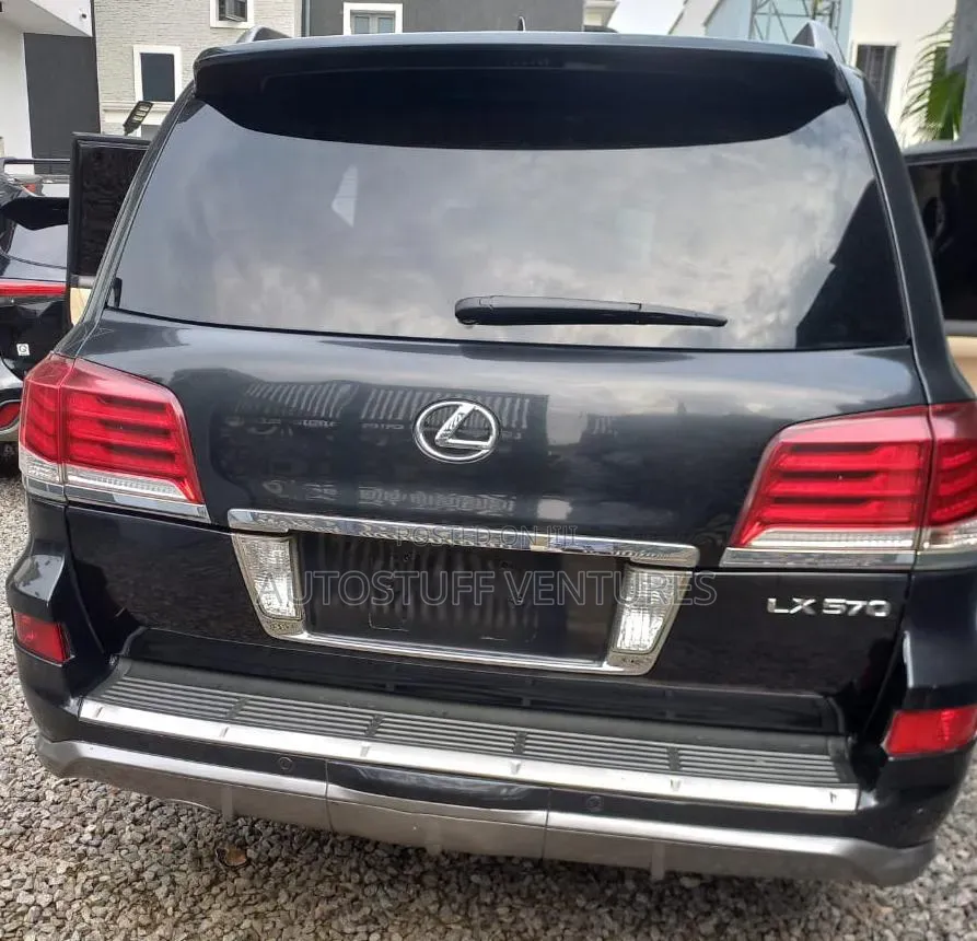 Lexus LX 570 AWD 2014 Black