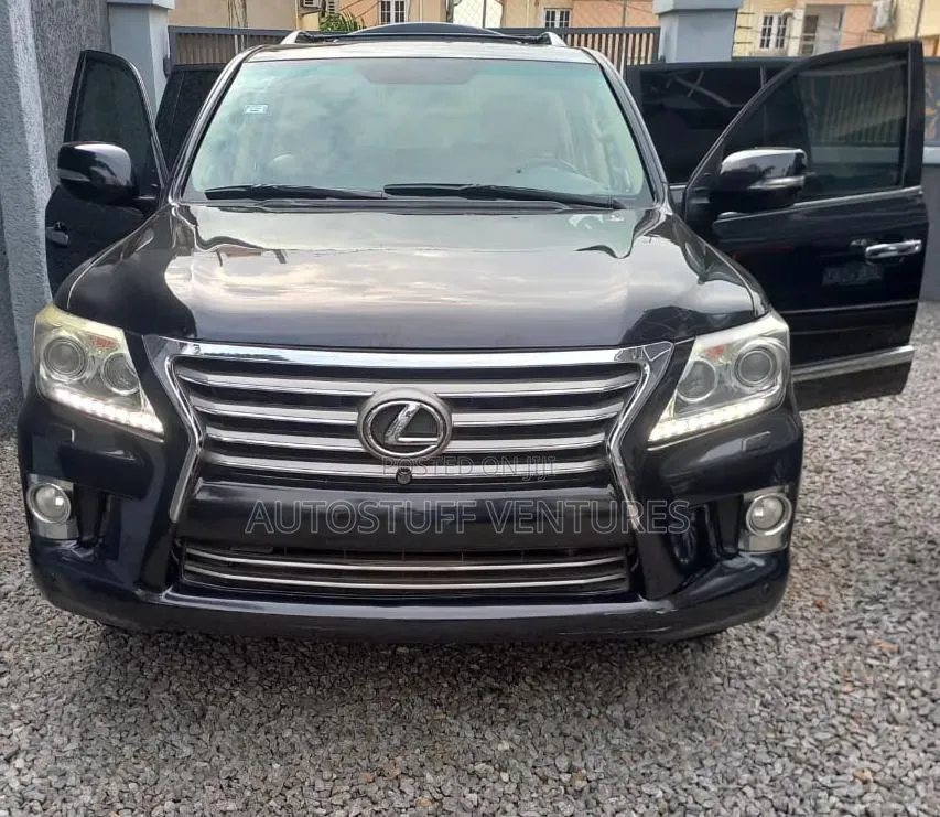 Lexus LX 570 AWD 2014 Black