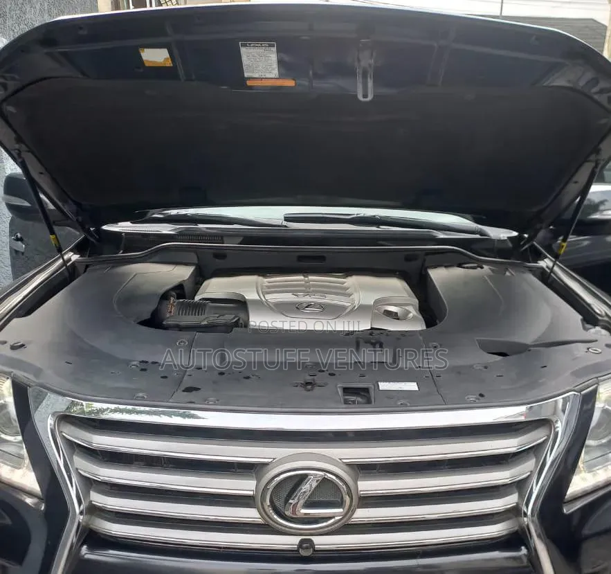 Lexus LX 570 AWD 2014 Black