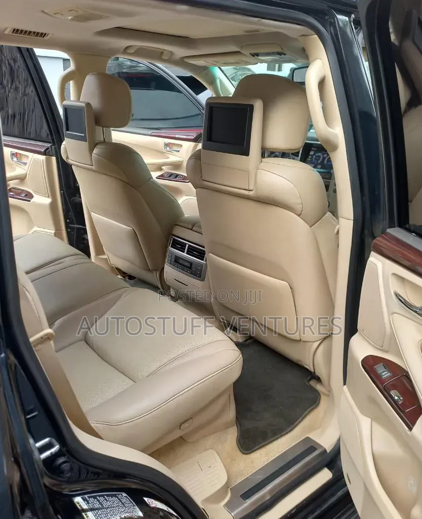Lexus LX 570 AWD 2014 Black