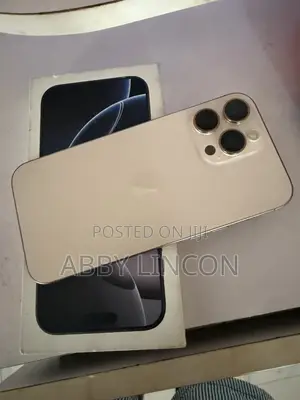 Apple iPhone 16 Pro Max 1 TB Gold