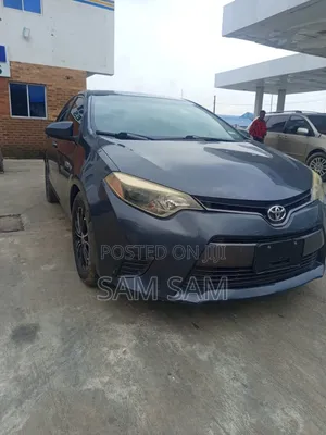 Toyota Corolla 2016 Gray