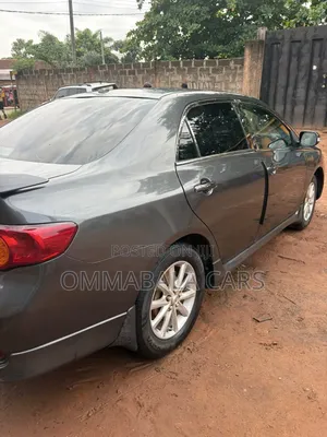 Toyota Corolla 2011 Gray