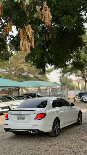 Mercedes-Benz E300 2016 Silver