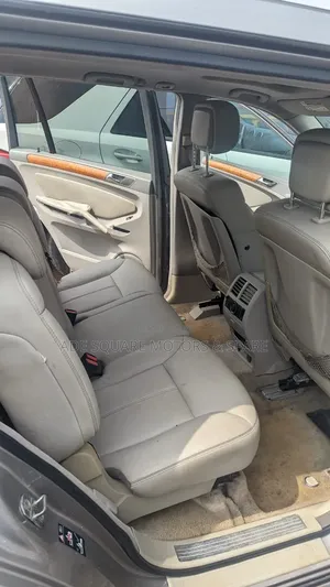 Mercedes-Benz GL-Class GL 450 2009 Gold