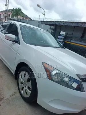 Honda Accord 2010 White