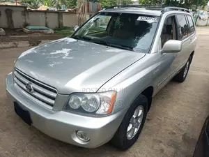 Toyota Highlander 2002 Silver