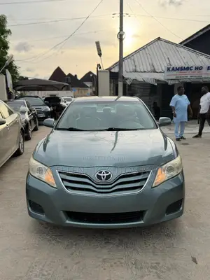 Toyota Camry 2010 Green