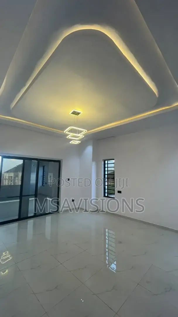 Newly Built Detached 4 Bedroom Modern Duplex